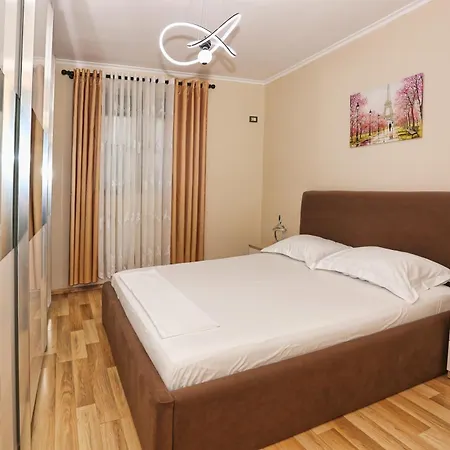 R&b Center * Tirana